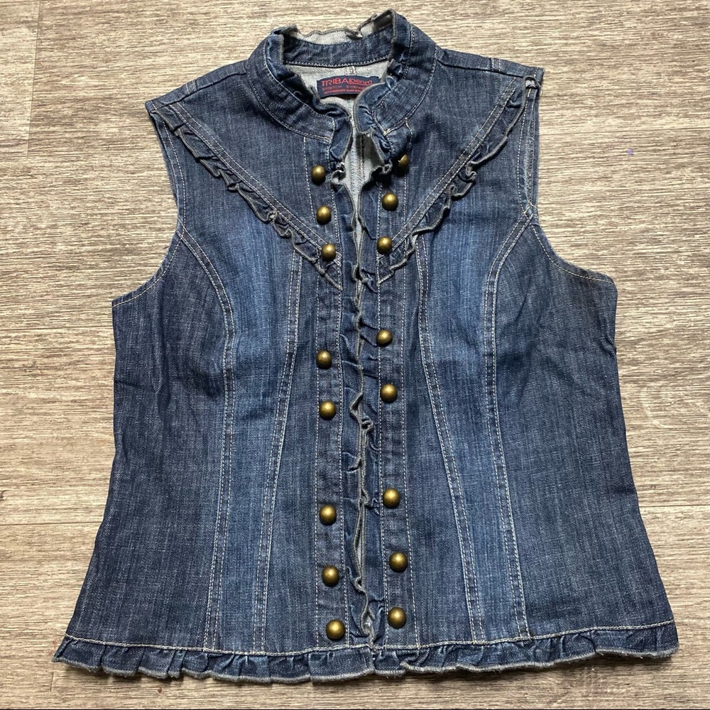 Tribal Denim top Sz 8 hook closure 😍🤩